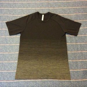 EUC Lululemon Metal Vent Tech Short Ombré Sz M